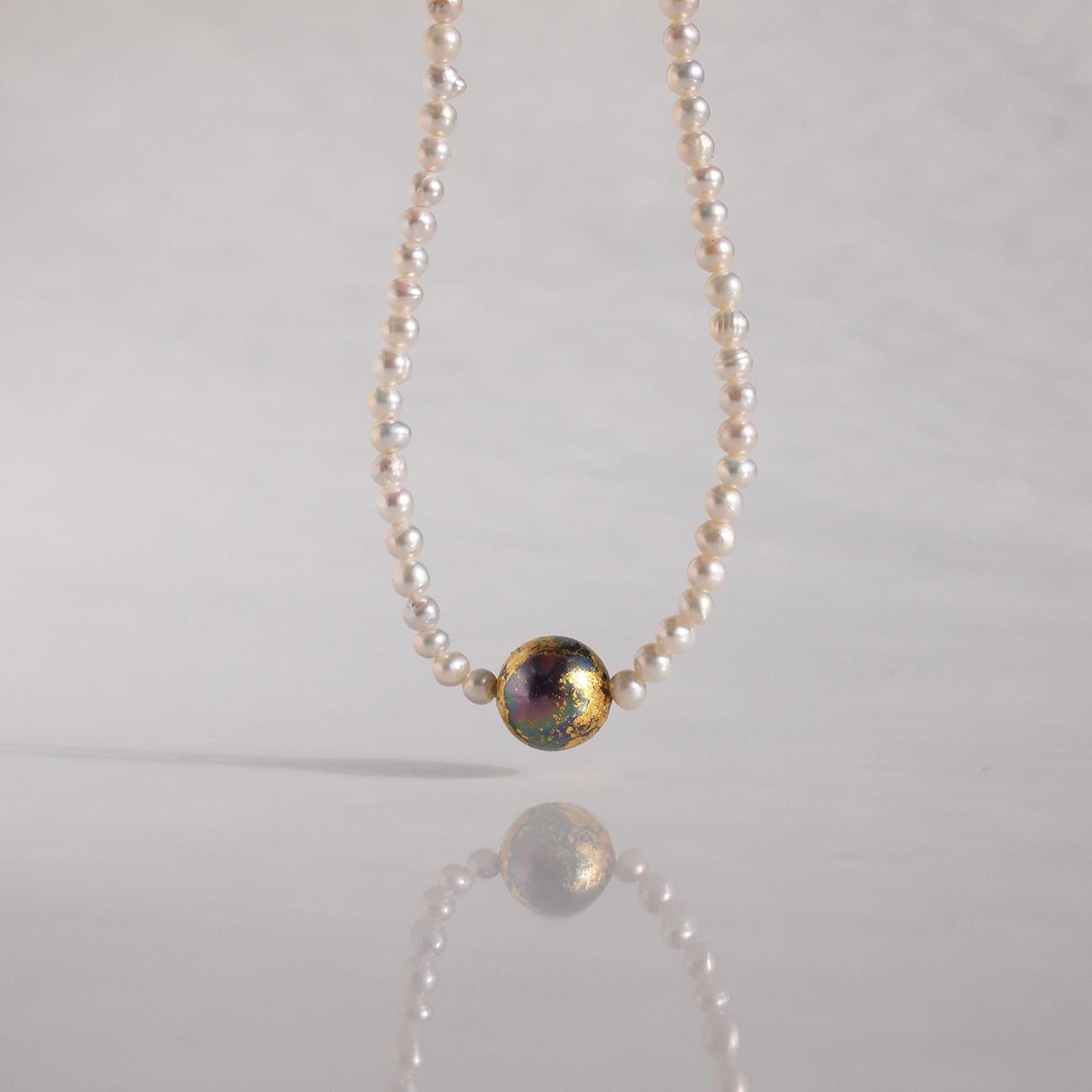 《限定2点》地球×淡水パールネックレス　チョーカー　金箔とピーコックパール　約37cm＋アジャスター　３日以内発送 | 2枚目